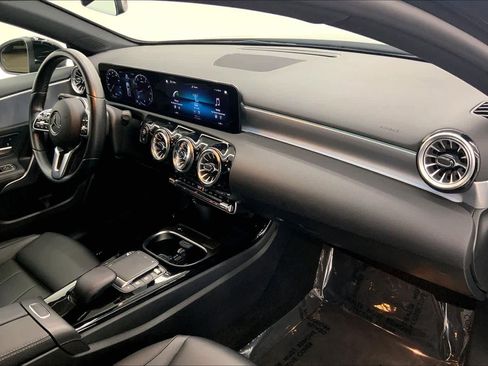 Certified 2022 Mercedes-Benz A 220 image 10