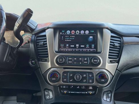 Used 2018 GMC Yukon XL Denali w/ Denali Ultimate Package AWD/4WD image 31