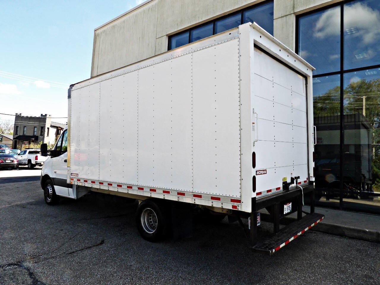 Used 2019 Mercedes-Benz Sprinter 170 image 4