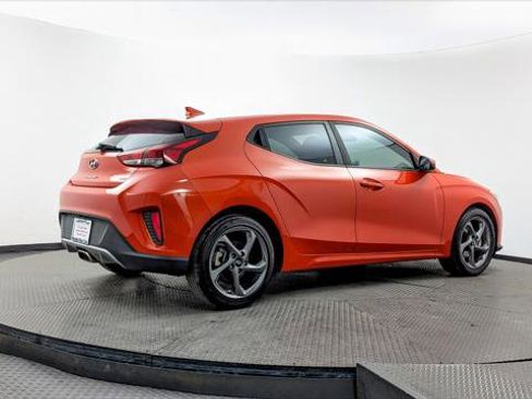 Used 2020 Hyundai Veloster 2.0 image 8