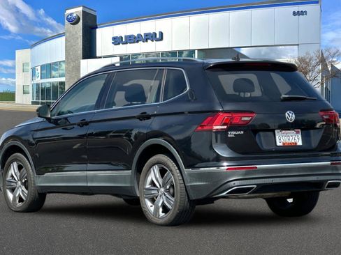 Used 2020 Volkswagen Tiguan SEL image 8
