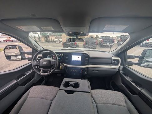 Used 2024 Ford F350 XLT image 34