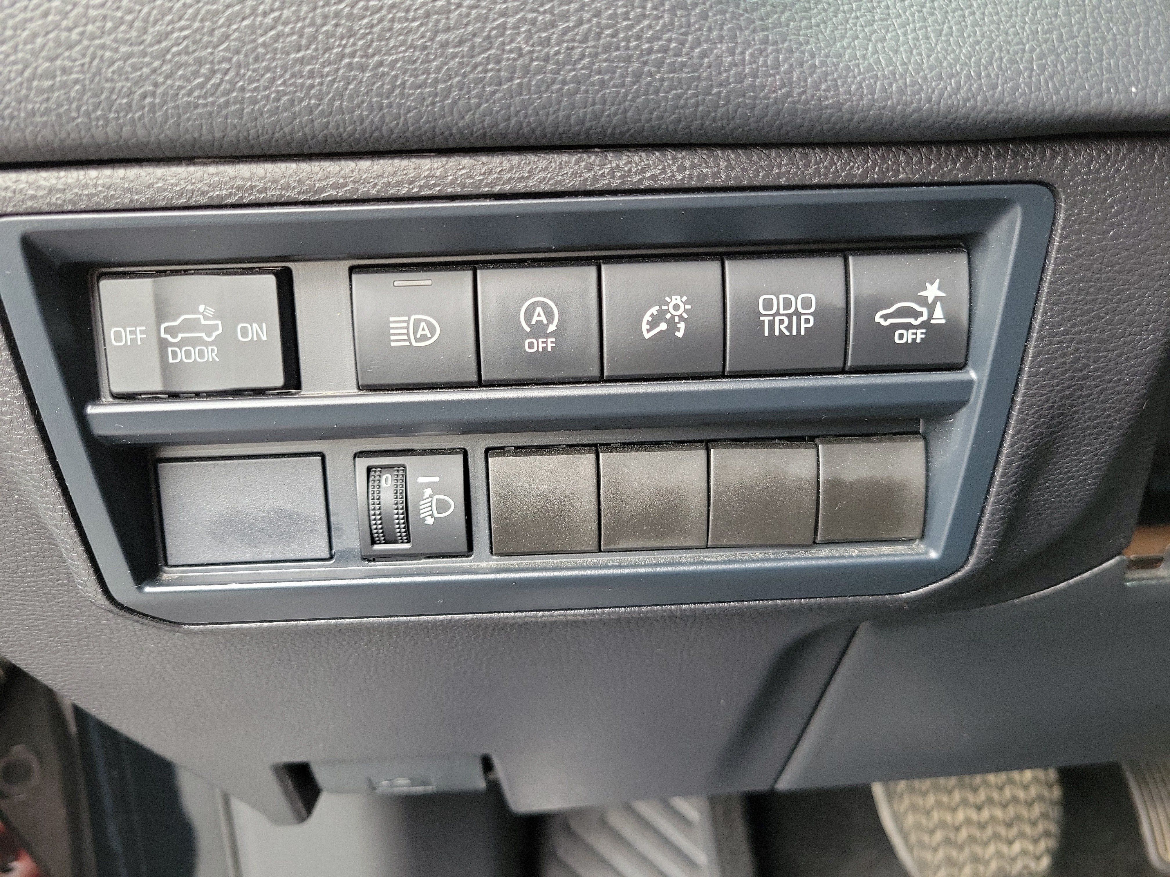 Used 2025 Toyota Tundra Limited AWD/4WD image 22