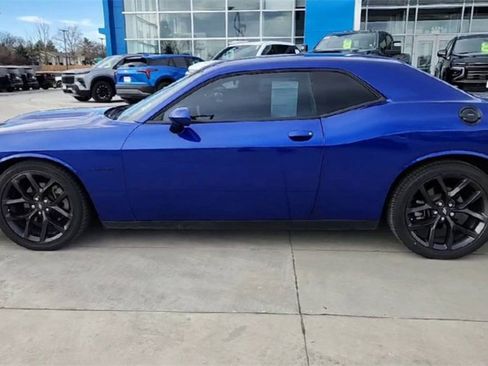 Used 2021 Dodge Challenger R/T w/ Blacktop Package image 6