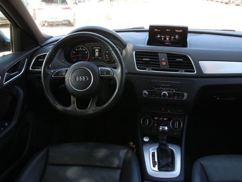 Used 2018 Audi Q3 2.0T Premium image 32