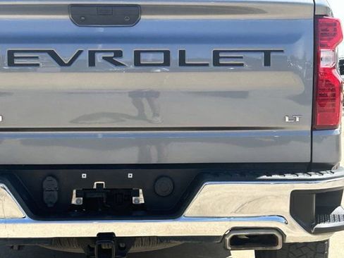 Used 2021 Chevrolet Silverado 1500 LT image 7
