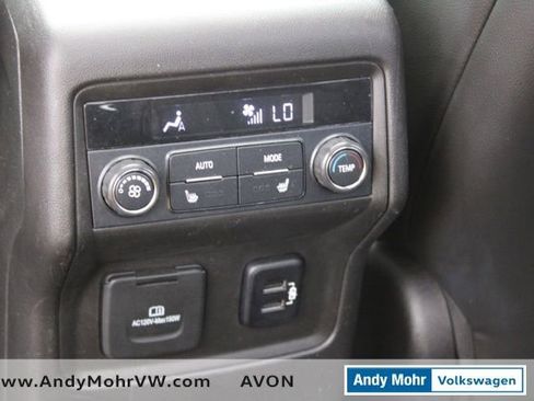 Used 2017 GMC Acadia Denali image 28