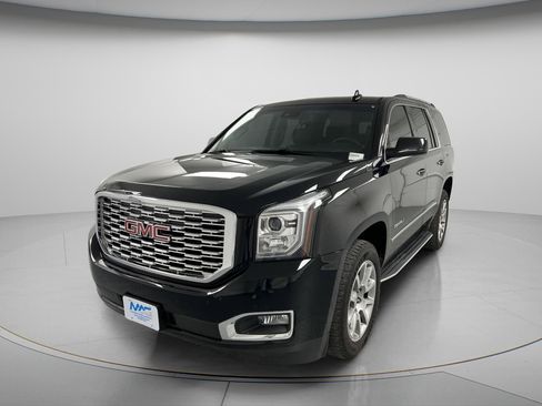Used 2020 GMC Yukon Denali w/ Open Road Package AWD/4WD image 4