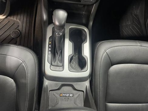 Used 2022 Chevrolet Colorado ZR2 w/ Colorado ZR2 Bison Edition AWD/4WD image 20