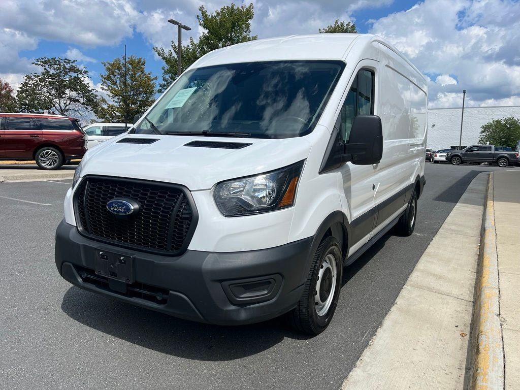 Used 2024 Ford Transit 250 148 Medium Roof RWD image 3