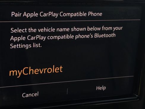 Used 2022 Chevrolet Traverse LS FWD image 18