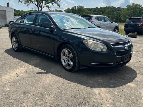 Used 2010 Chevrolet Malibu LT w/ Power Convenience Package image 3