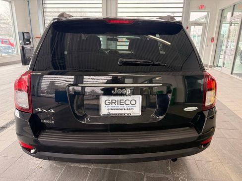 Used 2015 Jeep Compass Latitude image 8