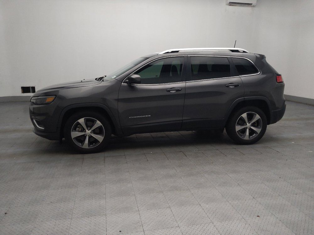 Used 2019 Jeep Cherokee Limited w/ Luxury Group FWD image 2
