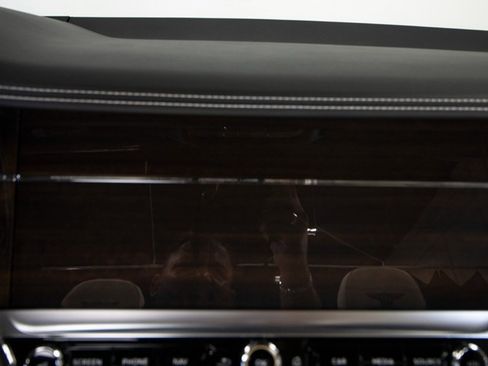 Used 2021 Bentley Continental GT image 28