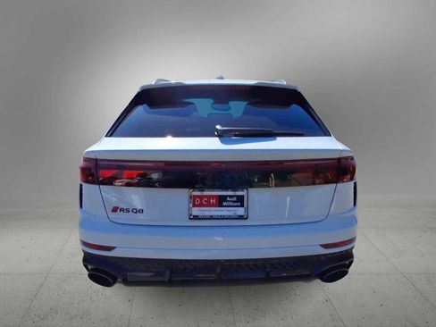 New 2026 Audi RS Q8 performance image 7