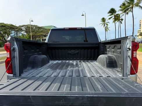 Used 2025 Chevrolet Silverado 1500 LT w/ Protection Package image 18