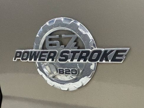 Used 2012 Ford F250 Lariat w/ Chrome Pkg RWD image 6