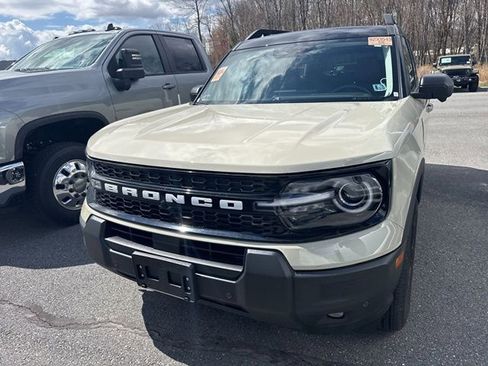 Used 2025 Ford Bronco Sport Outer Banks w/ Outer Banks Tech Package+ image 4