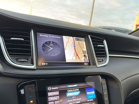 Used 2023 INFINITI QX50 Sport image 21