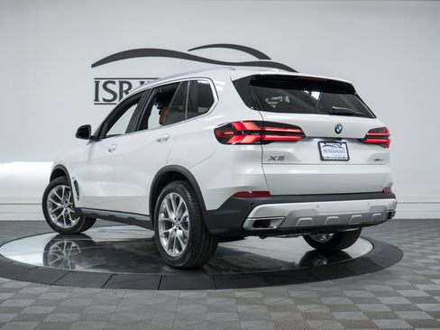 New 2026 BMW X5 xDrive40i w/ Executive Package image 28