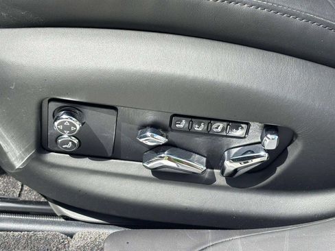 Certified 2024 Bentley Flying Spur S V8 image 44