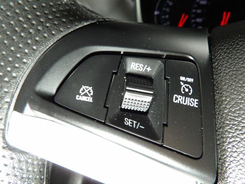 Used 2019 Chevrolet Sonic LT FWD image 19