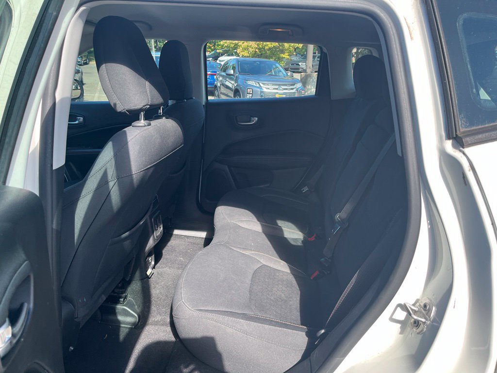 Used 2019 Jeep Compass Sport w/ Tech Group FWD image 22