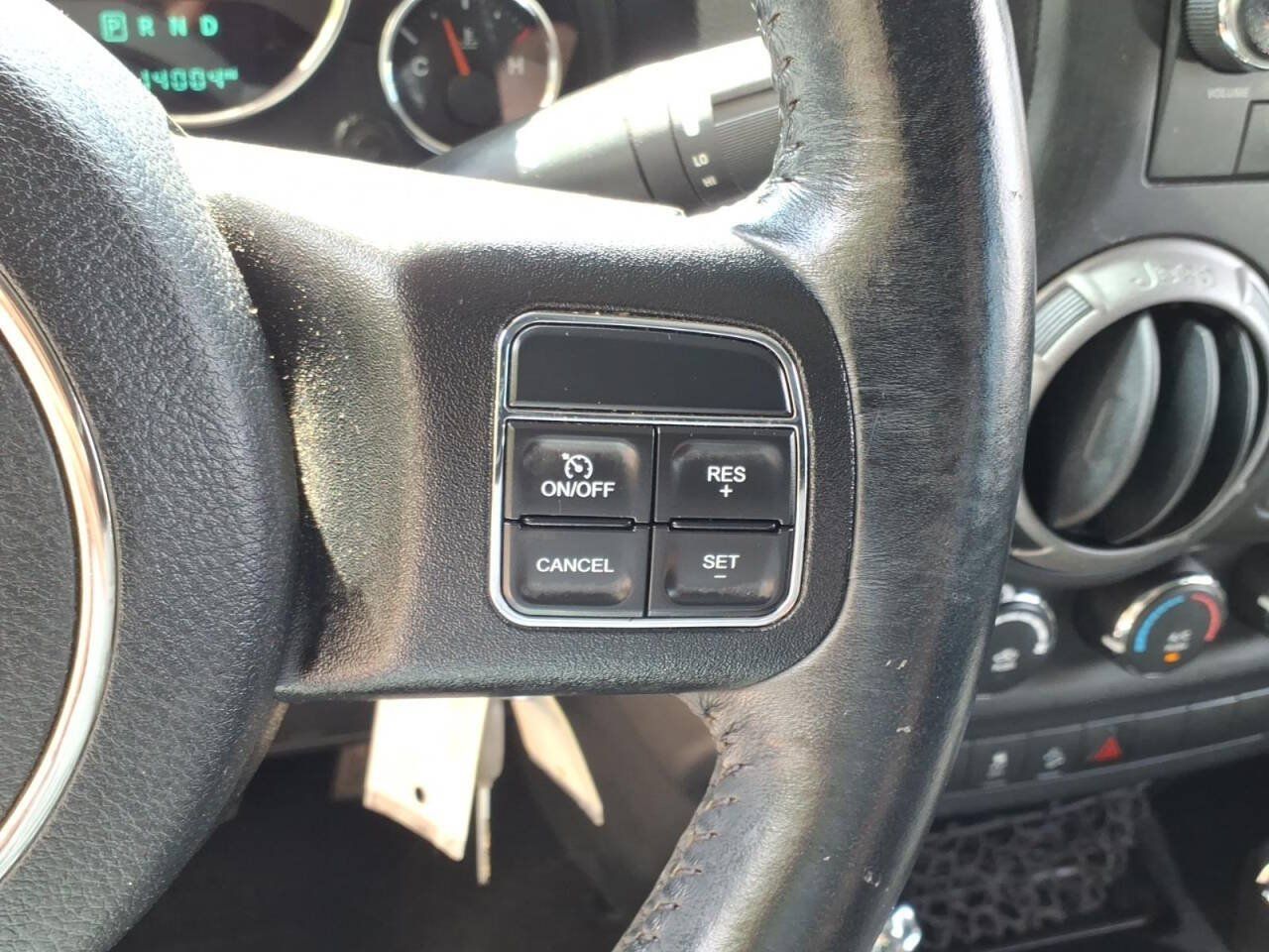 Used 2017 Jeep Wrangler Unlimited Sport w/ Connectivity Group AWD/4WD image 13