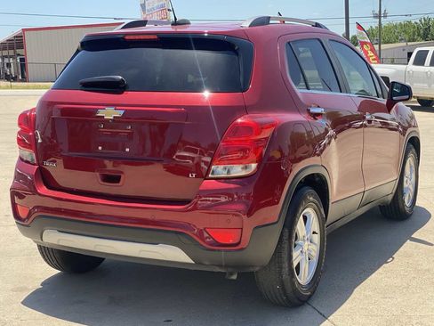 Used 2019 Chevrolet Trax LT w/ Driver Confidence Package FWD image 5
