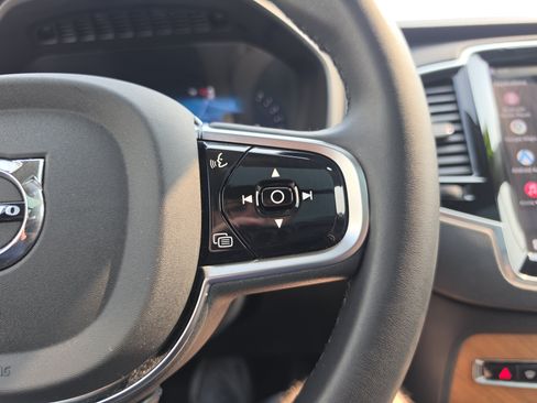 Used 2024 Volvo XC90 B5 Plus AWD/4WD image 20