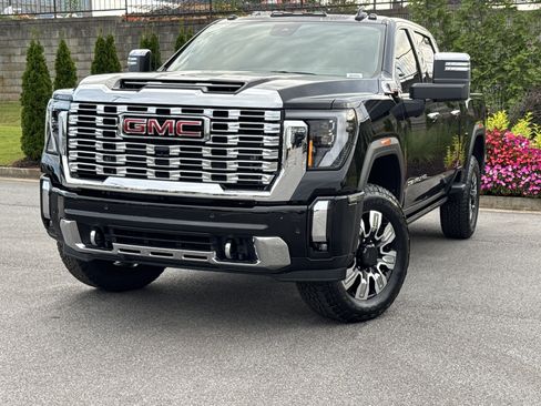 New 2025 GMC Sierra 2500 Denali w/ Denali Reserve Package image 5