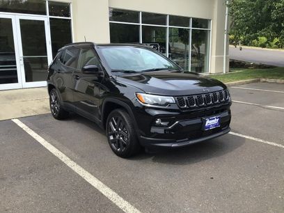 New 2025 Jeep Compass Limited w/ Sun and Sound Group