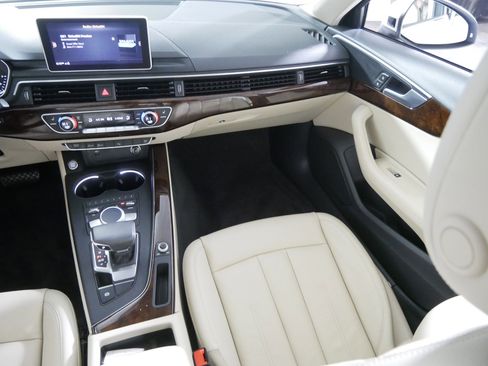 Used 2019 Audi A4 2.0T Premium Plus image 11