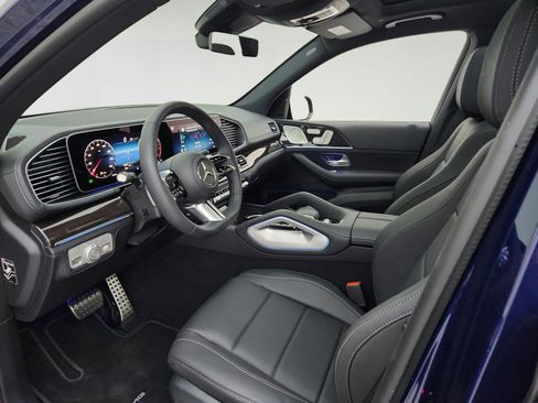 New 2026 Mercedes-Benz GLS 450 4MATIC image 16