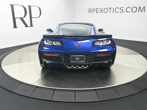 Used 2018 Chevrolet Corvette Z06 RWD image 8