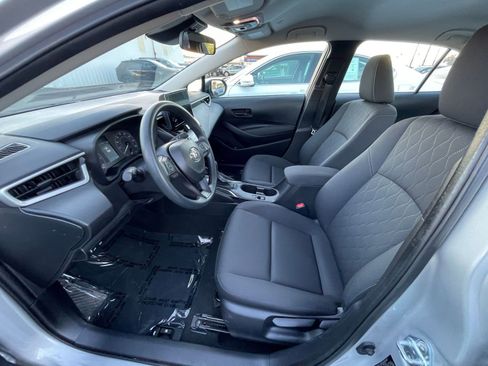 Used 2025 Toyota Corolla LE image 25