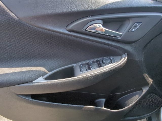 Used 2024 Chevrolet Malibu LT FWD image 12