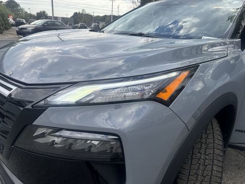 New 2026 Nissan Rogue SV AWD/4WD image 30