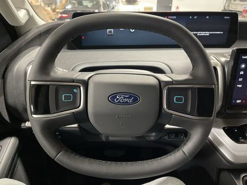 New 2026 Ford Expedition Active AWD/4WD image 15