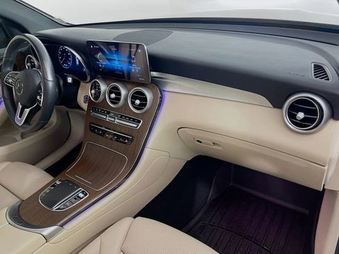 Used 2021 Mercedes-Benz GLC 300 GLC 300 image 30