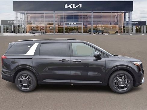 New 2026 Kia Carnival EX image 2