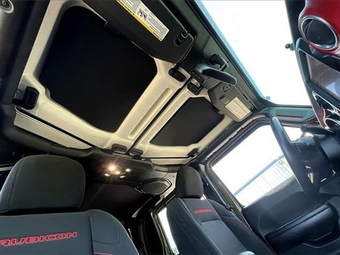 Used 2020 Jeep Gladiator Rubicon image 17