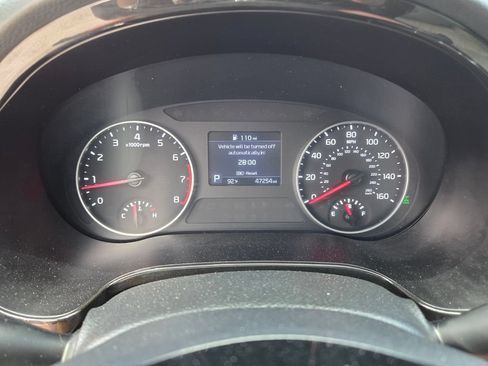 Used 2023 Kia Seltos EX AWD/4WD image 32