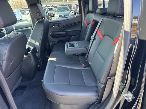 Used 2023 Chevrolet Colorado Z71 w/ Z71 Convenience Package 2 image 20