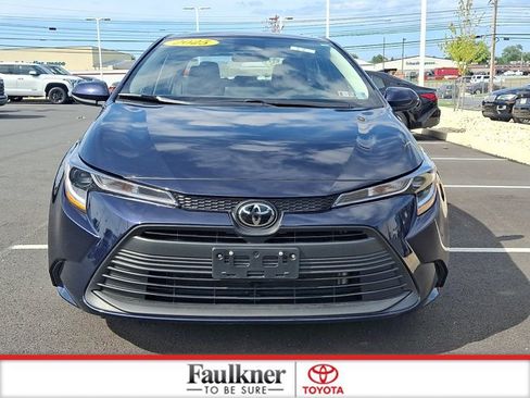 Certified 2025 Toyota Corolla LE FWD image 2
