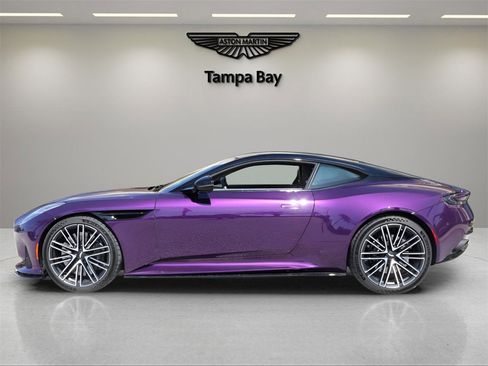 Used 2024 Aston Martin DB12 Coupe image 2