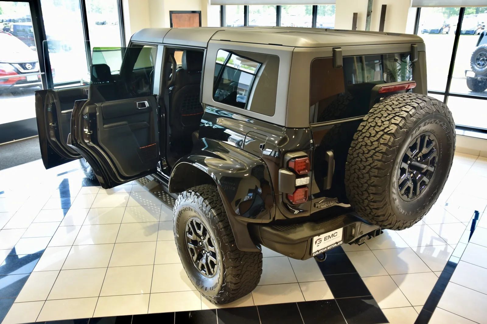 Used 2024 Ford Bronco Raptor AWD/4WD image 8