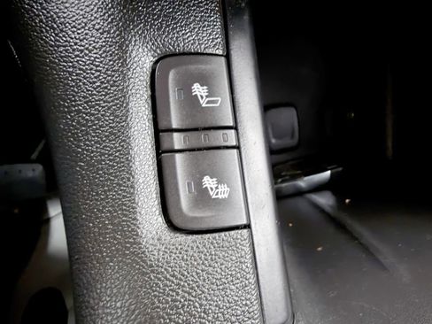 Used 2017 GMC Acadia SLT image 22