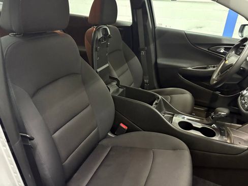 Used 2022 Chevrolet Malibu LS w/ LPO, Convenience Package 2 FWD image 16